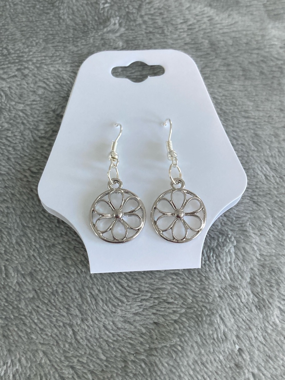 Flower silver earrings